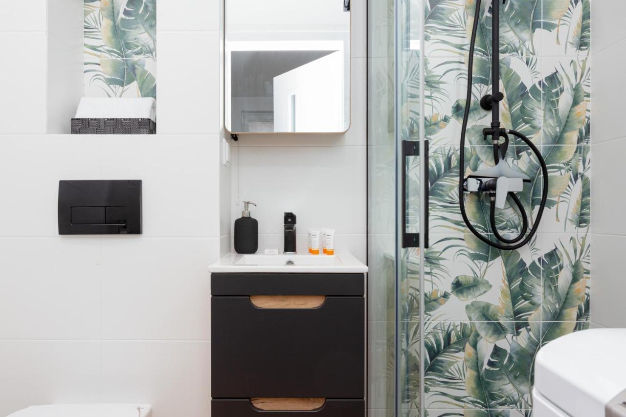 Studio Apartment Ochota Siemienskiego By Noclegi Renters Warschau Buitenkant foto